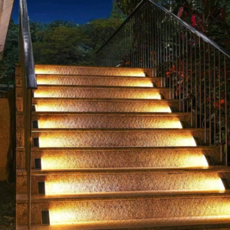 SolarGlow Light - Solar Stair and Pathway Lighting