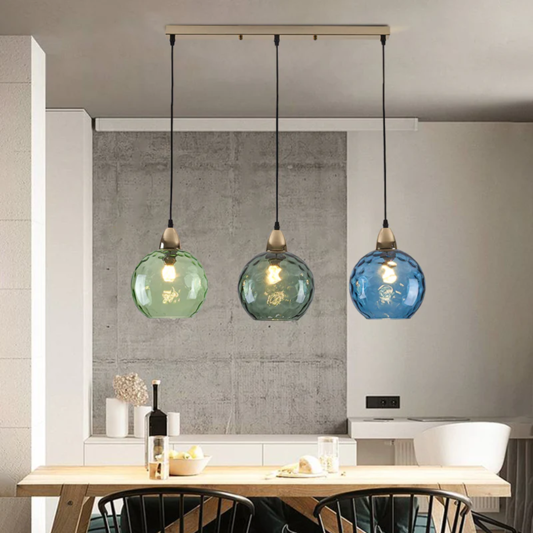 ClusterGlow - Elegant 3-Lamp Pendant Light for Ambience