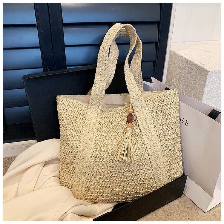 EcoChic Handbag - Woven Rattan Shoulder Bag