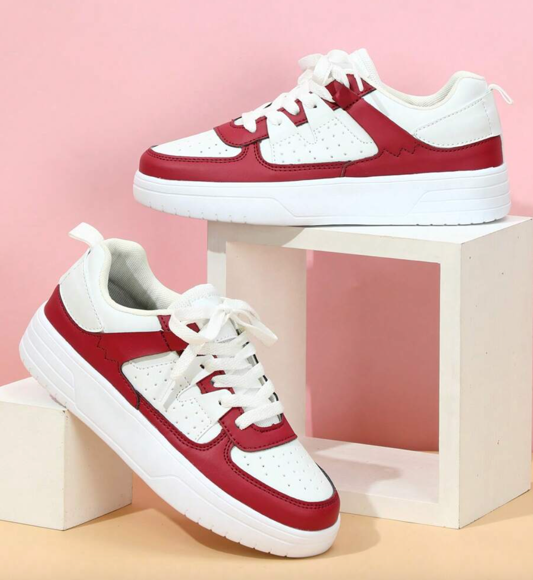 Women's Chic Slip On Sneakers - Stylish and Comfortable Footwear for Everyday Elegance 7