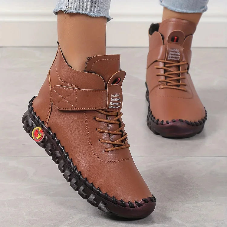 Women's Fleece Lined Comfort Boots - Stylish Supportive Boots for All-Day Warmth 1