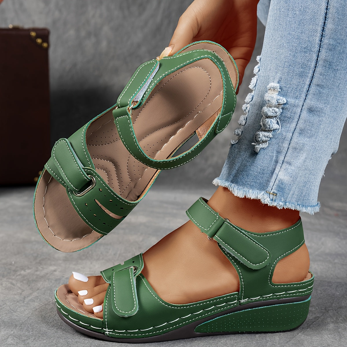 Women's Lightweight Orthopedic Sandals - Stylish Comfort Footwear for All-Day Support 1