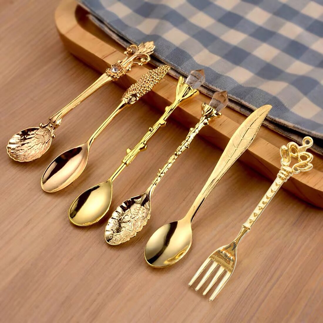 Vintage Engraved Teaspoon - Retro Elegance