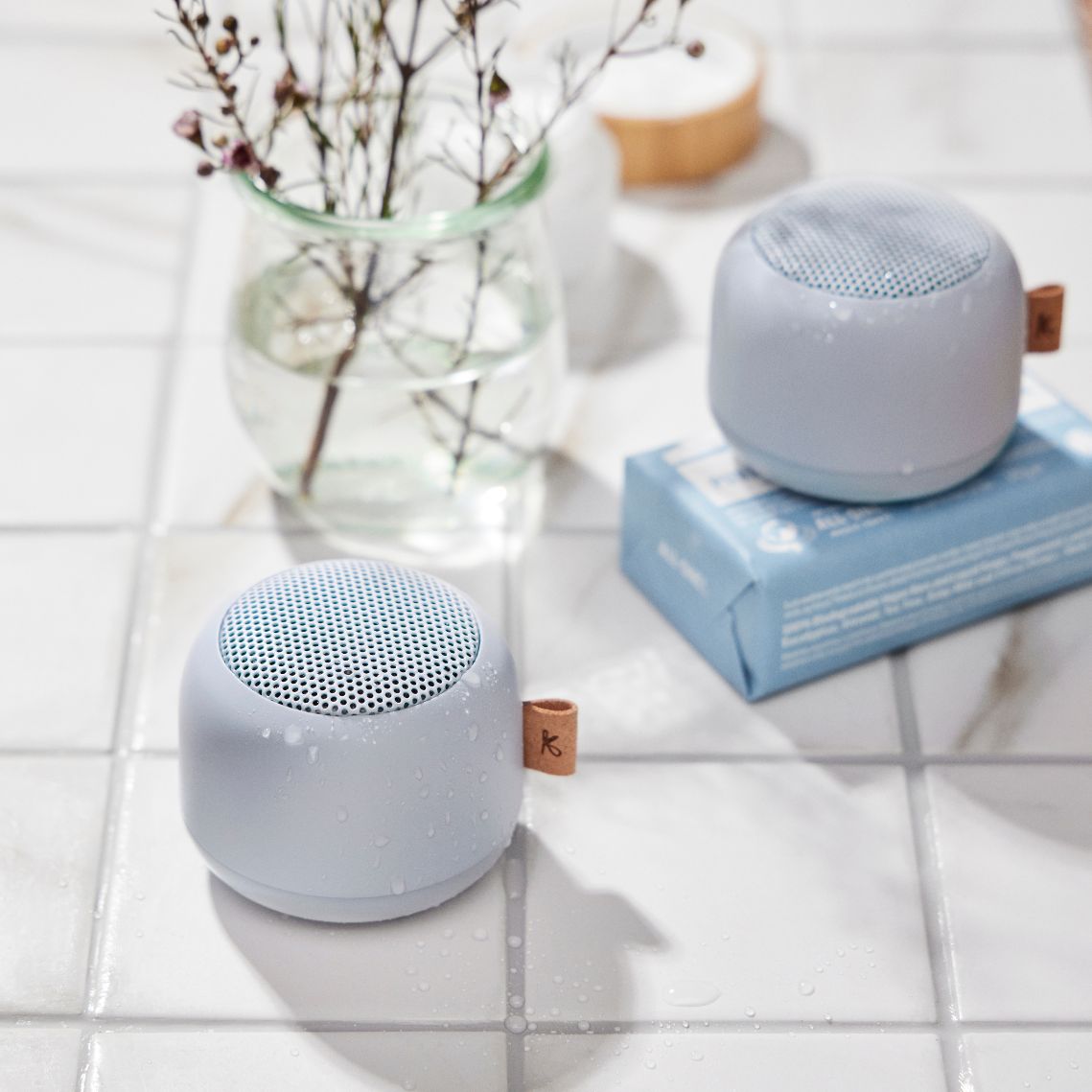 AquaBeats - Waterproof Bluetooth Bathroom Speaker