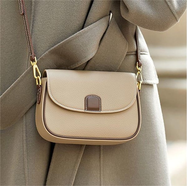 LuxeCarry Bag - Stylish Faux Leather Crossbody Bag