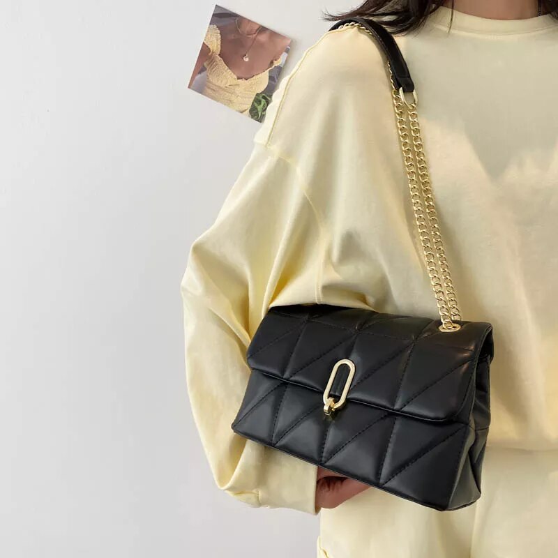 SylvieBag - Quilted Handbag with Gold Chain Strap