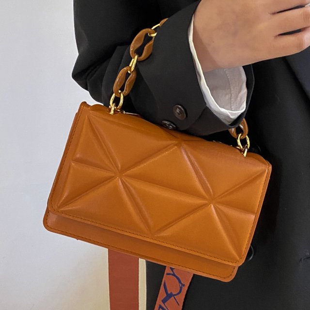 Savannah - Chic Quilted Handbag
