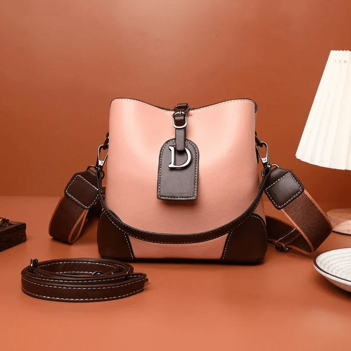 LuxeCarry - Elegant Roomy Leather Shoulder Bag