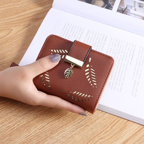 GoldenLeaf - Luxury Leather Wallet with Leaf Design
