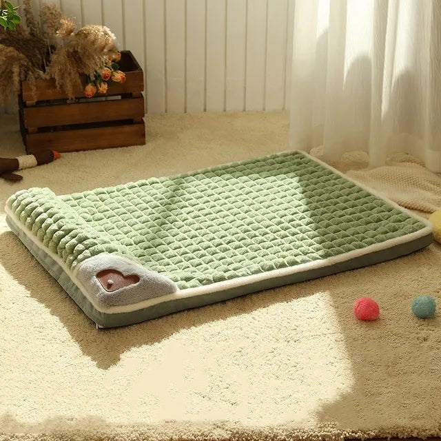 LuxePlush - Warm Dog Mat for Small and Medium Dogs