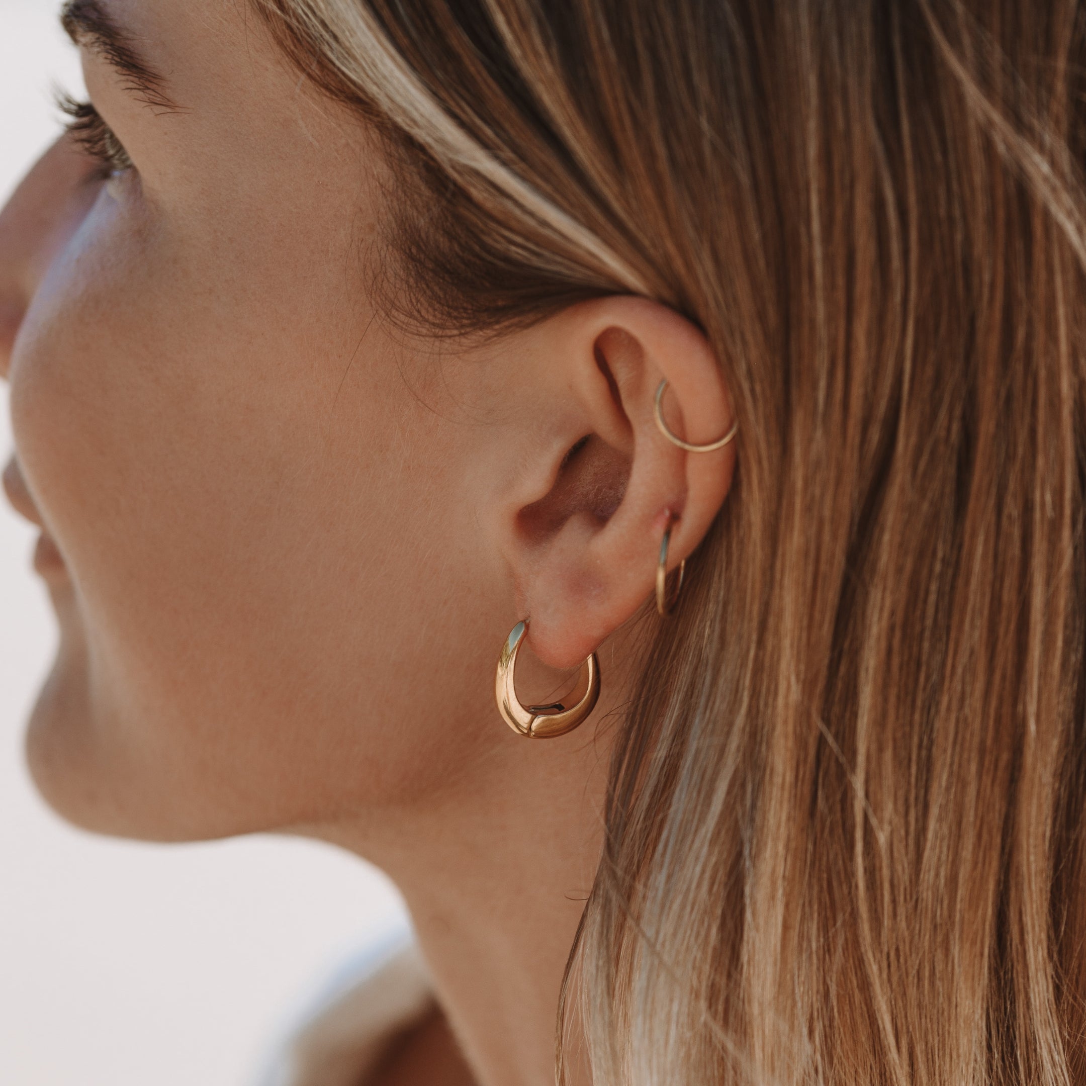 Isla - Elegant Teardrop Earrings for Women