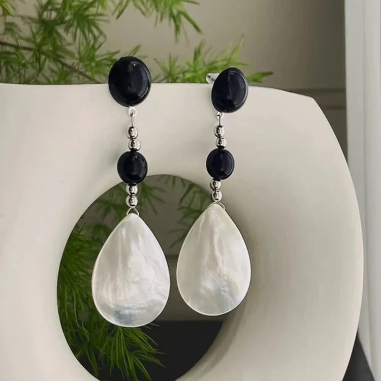 Naia - Vintage Shell Earrings for Women
