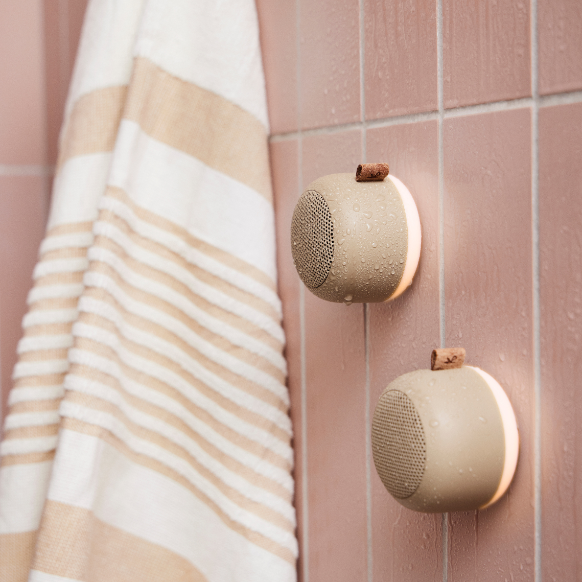 AquaBeats - Waterproof Bluetooth Bathroom Speaker