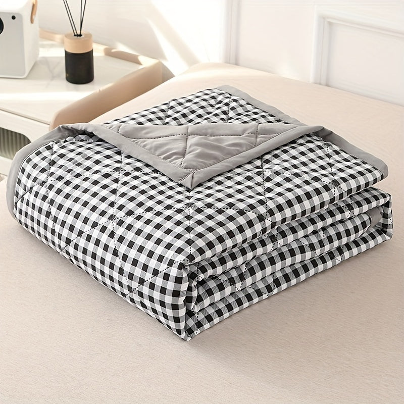 Preppy Plaid Summer Blanket - Cool Nights