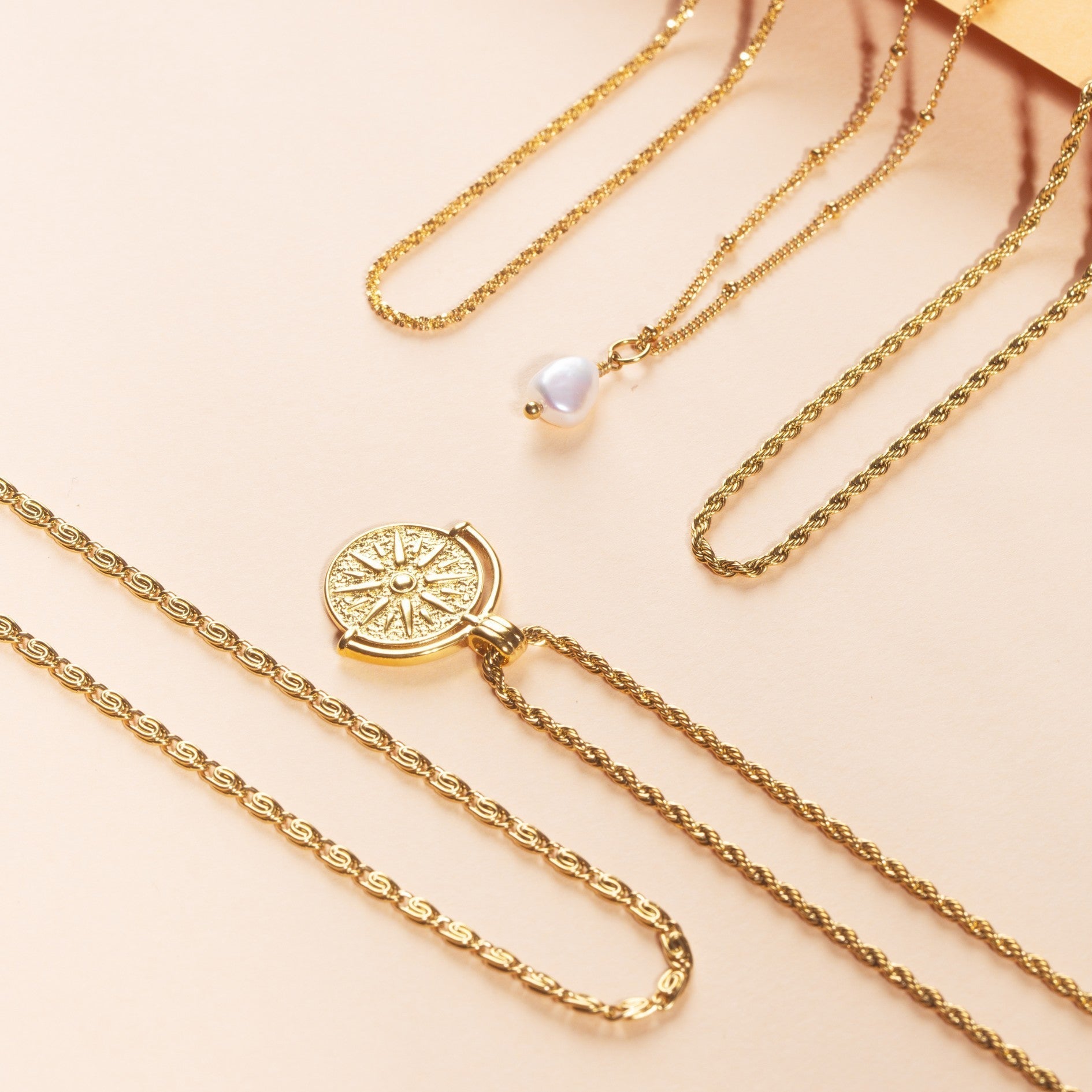 Aurora Sun Pendant Necklace - Radiant Gold Sun Charm
