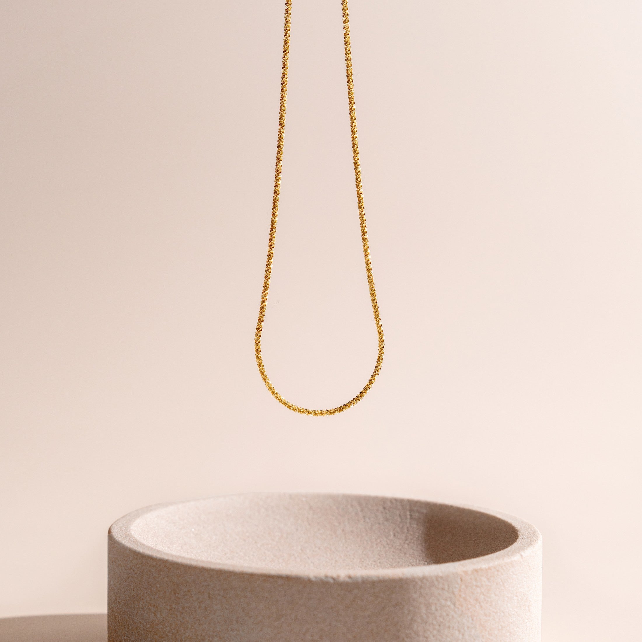 Amaya Necklace - Timeless Elegance