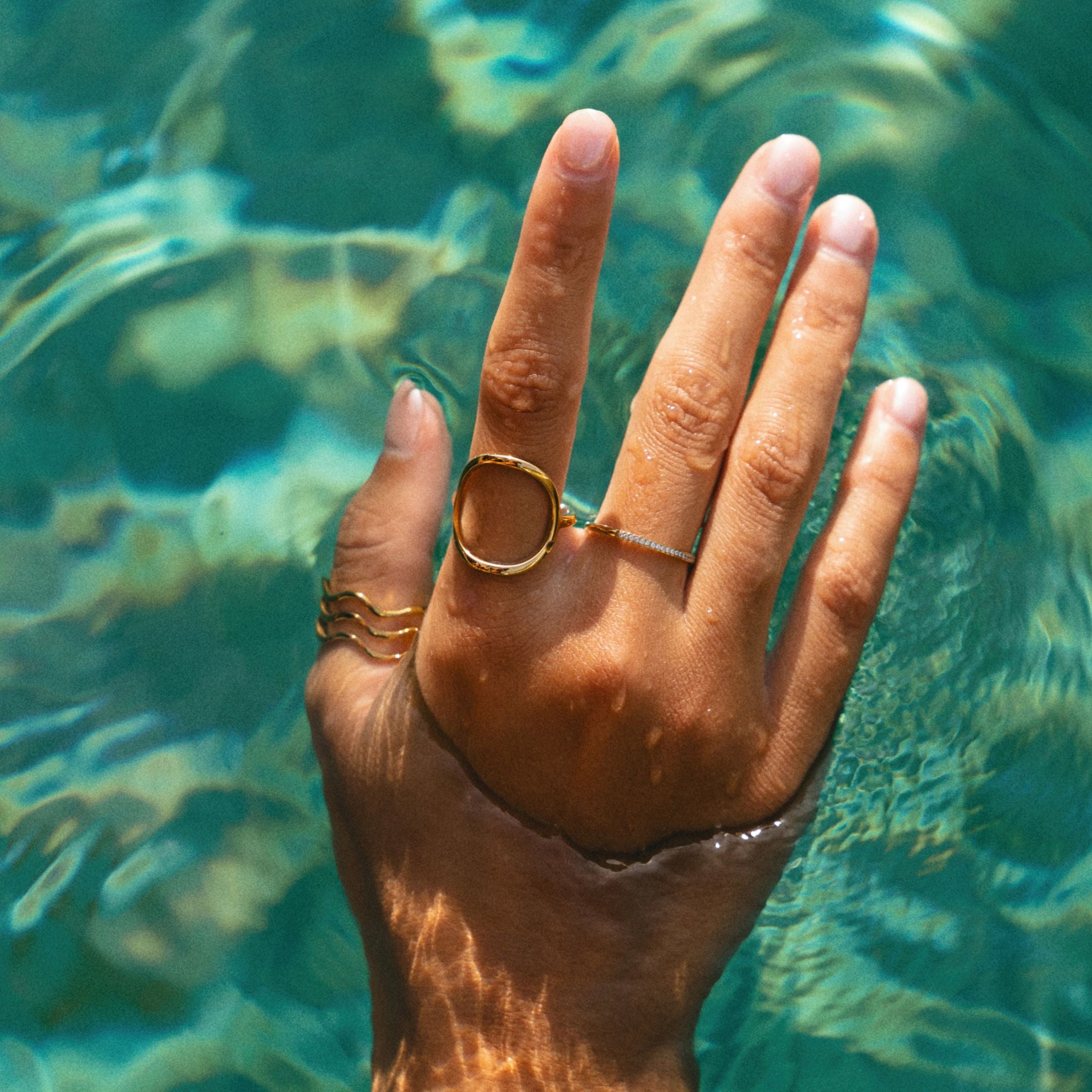 Nerida - Wave-Inspired Ring for Women