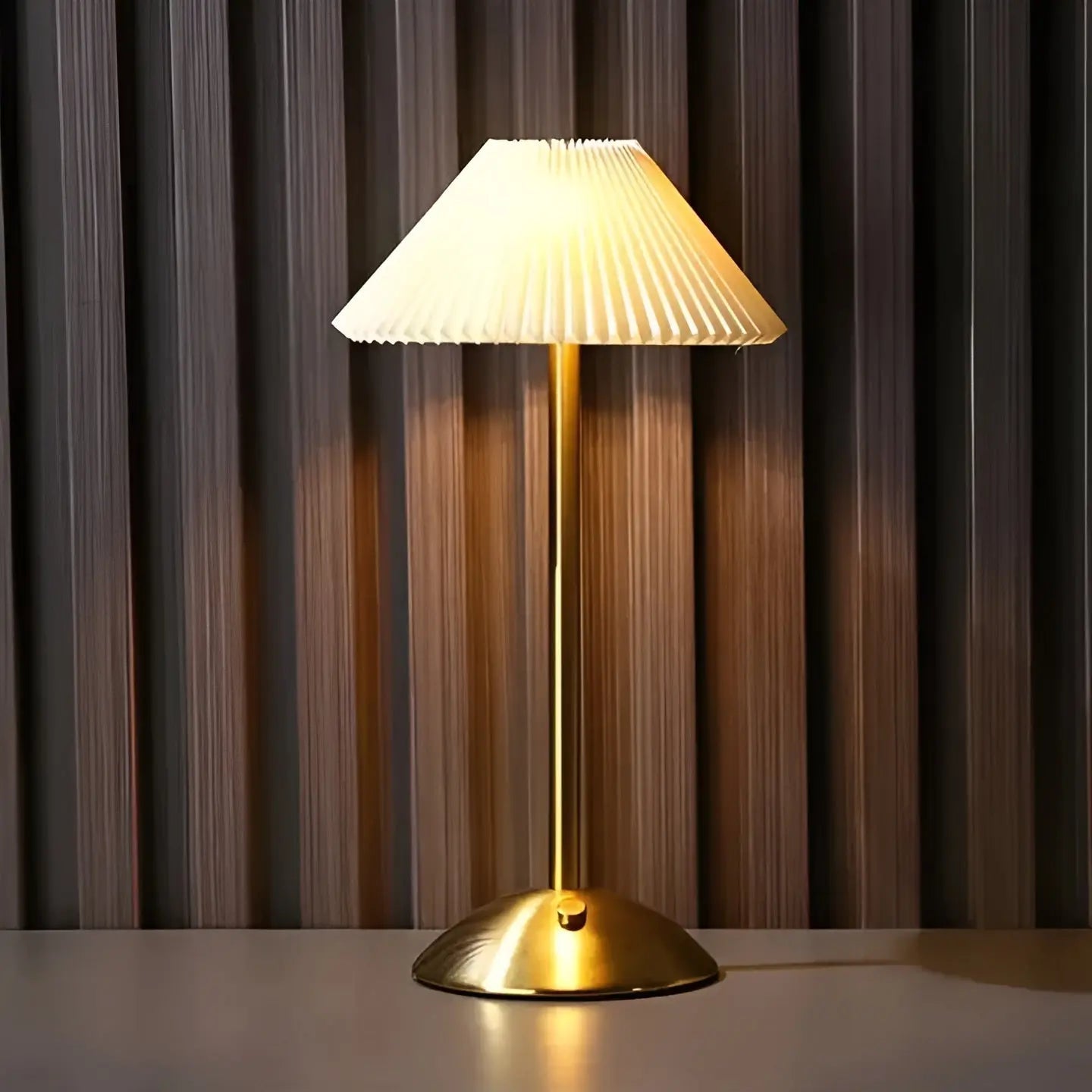 VersaLight Cordless Table Lamp - Metal Design