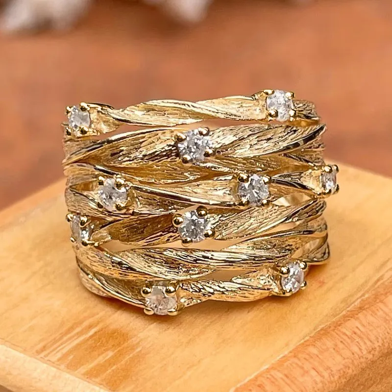 Amarisse - Timeless Vintage Gold Ring