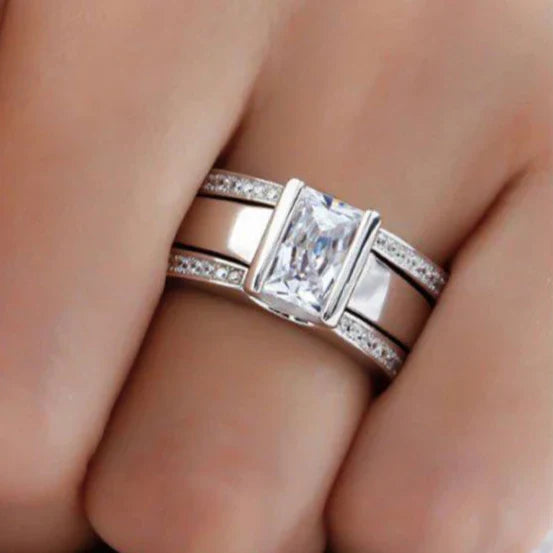 Sienna - Retro Polished Silver Ring for Women
