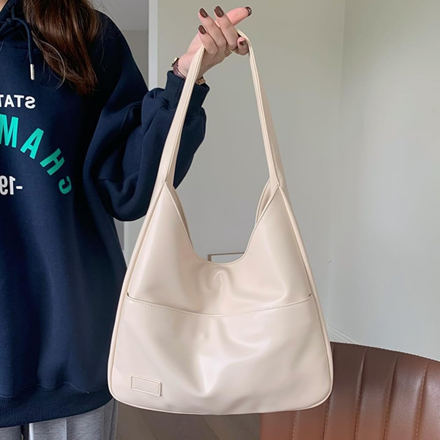 Livia Luxe Bag - Elegant Leather Shoulder Bag for Every Occasion