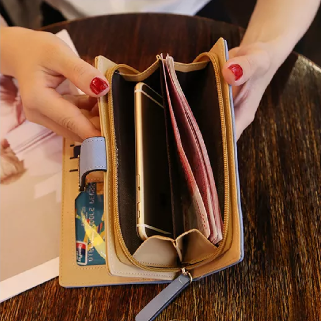 GoldenLeaf - Luxury Leather Wallet with Leaf Design