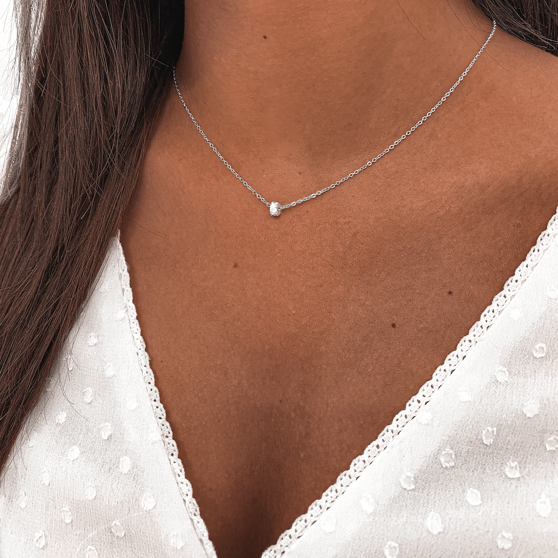 Valerie - Sparkling Circle Necklace for Women