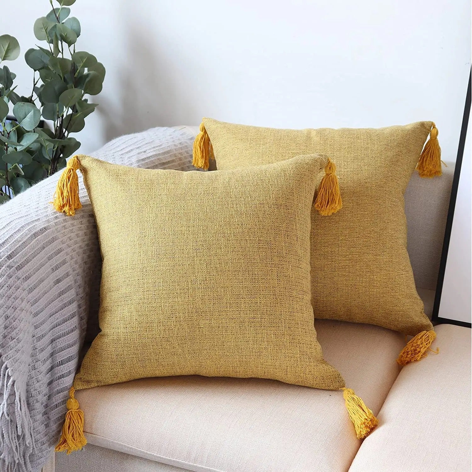 ImperialRest Linen Cushion Cover - Tasseled Accent