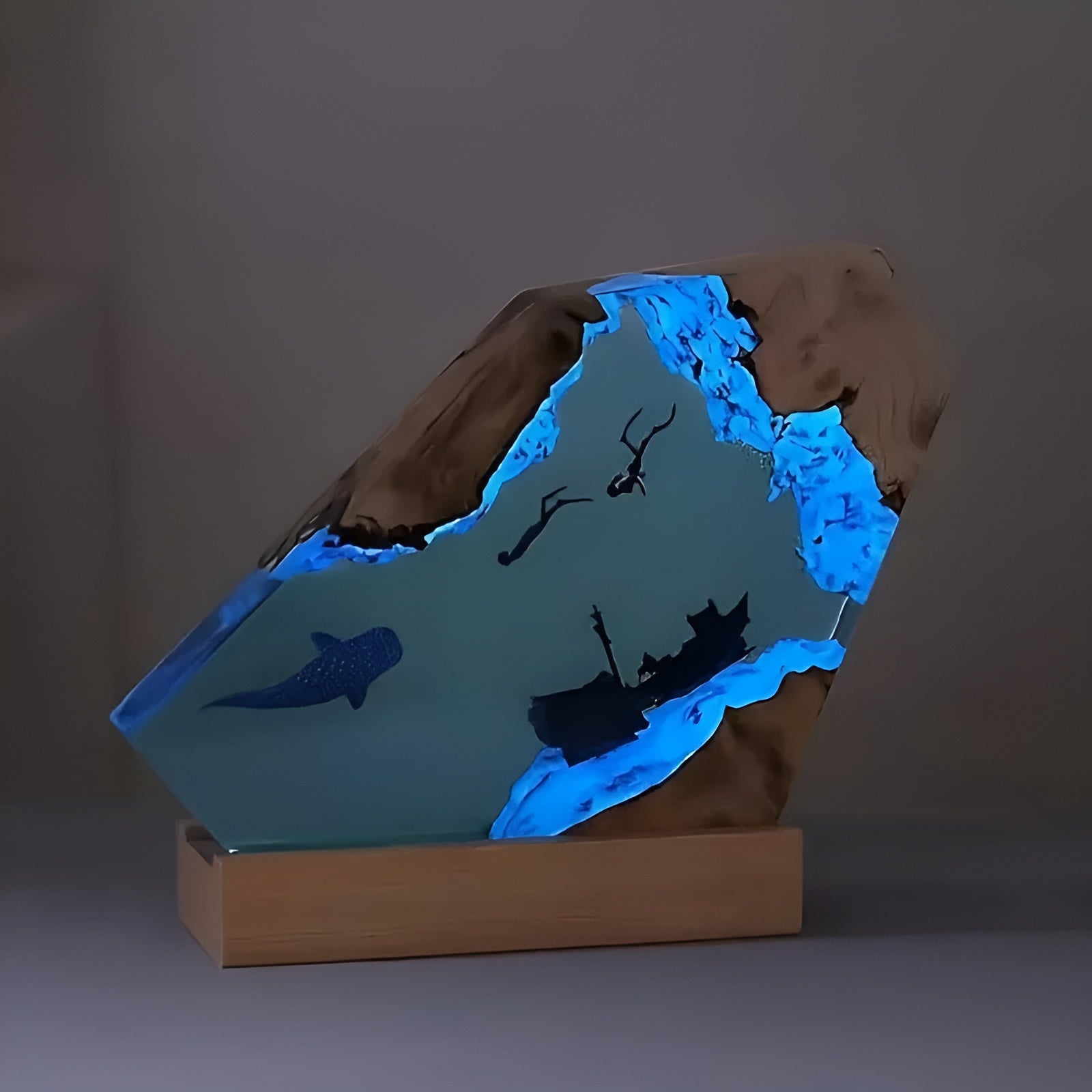 Ocean Diver Resin Lamp - Epoxy LED Table Light