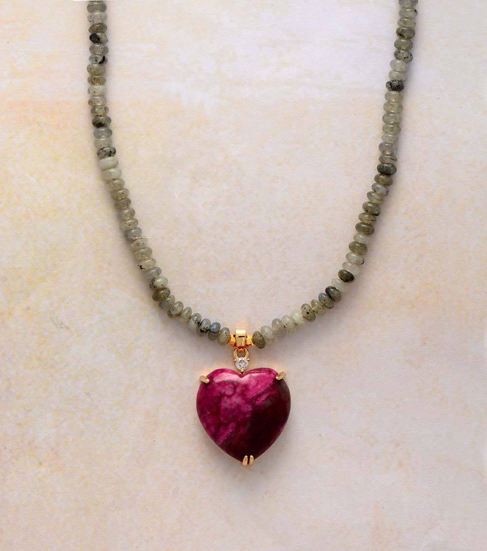 Nova - Heart Bead Necklace