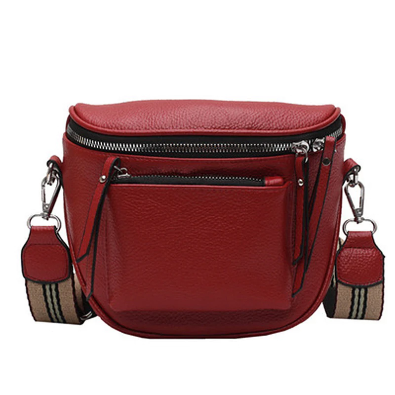 ClassicElegance Crossbody Bag - Timeless Leather Design for Everyday Style