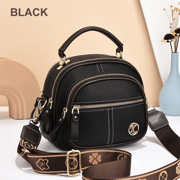 TimelessCharm – Stylish Rattan Crossbody Bag