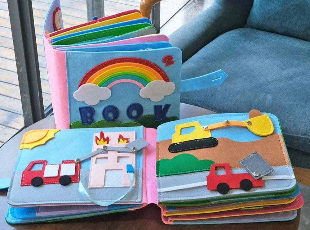 AdventureTales - Montessori Felt Book