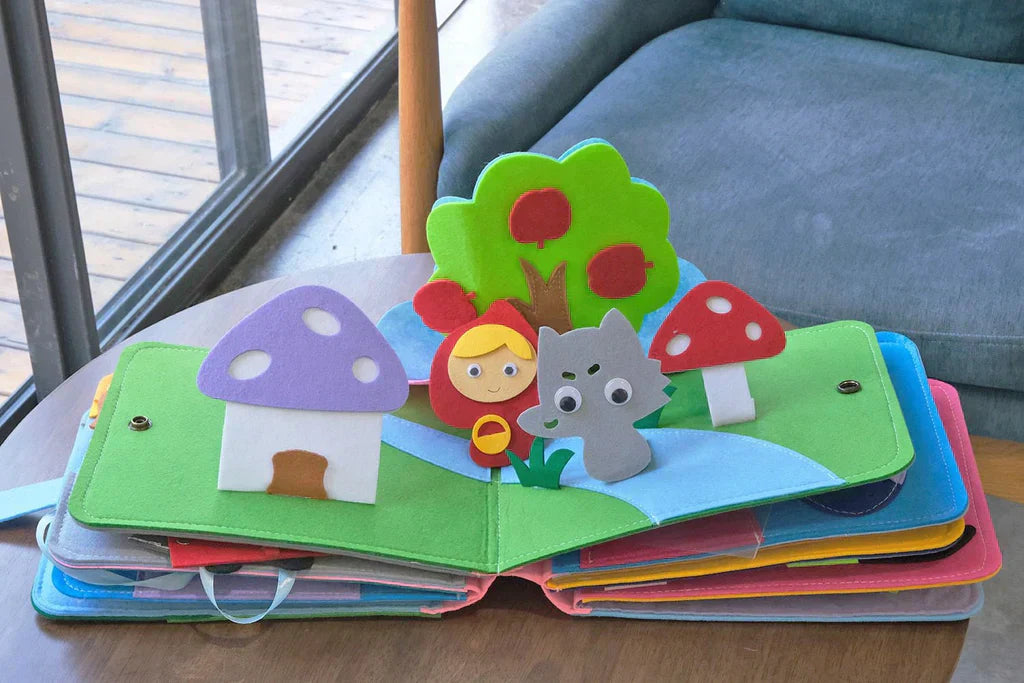 AdventureTales - Montessori Felt Book