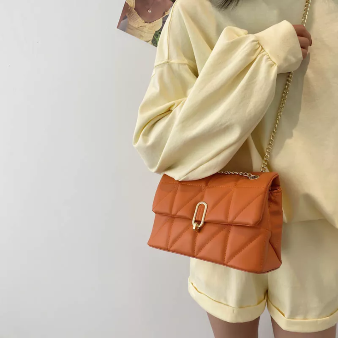 SylvieBag - Quilted Handbag with Gold Chain Strap