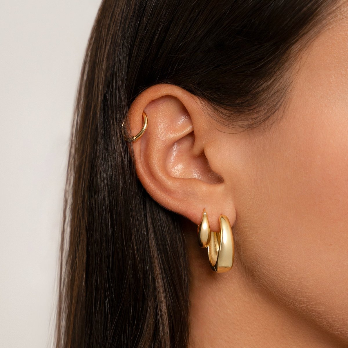 Isolde - Timeless Hoop Earrings for Women
