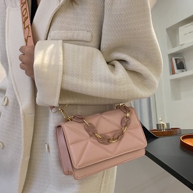 Savannah - Chic Quilted Handbag