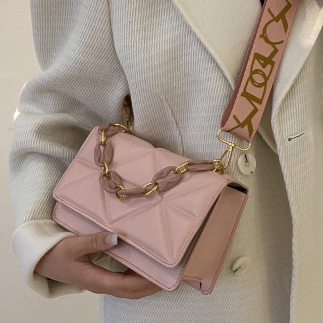 Savannah - Chic Quilted Handbag
