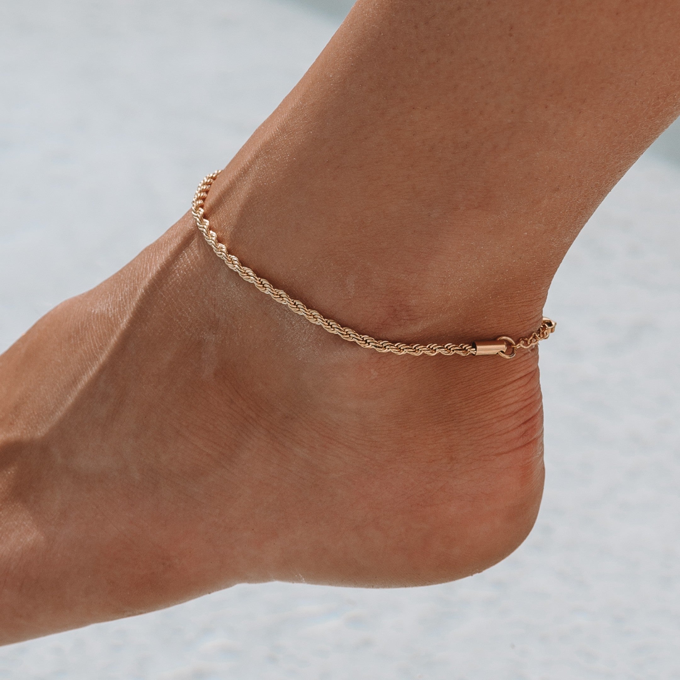 Lisa - Elegant Minimalist Anklet for Women