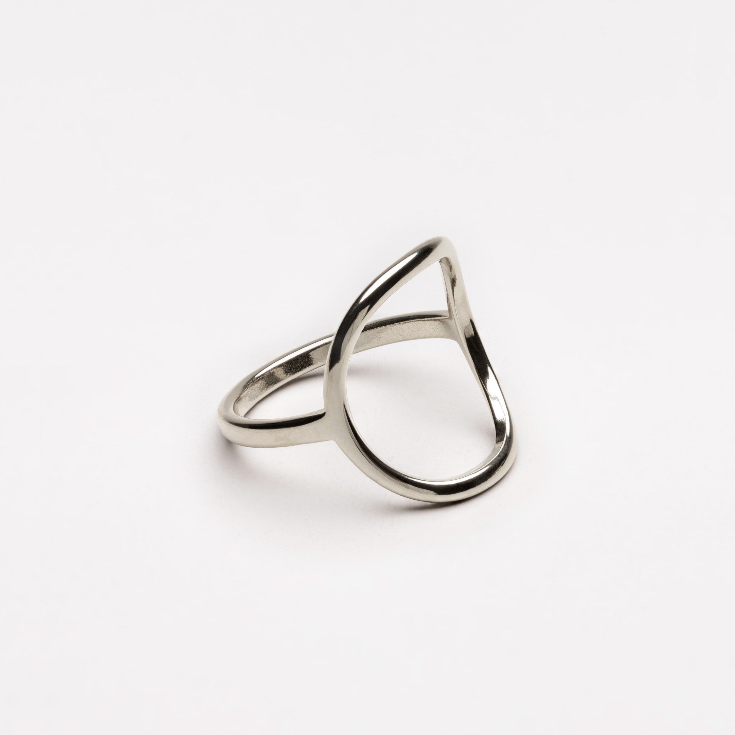 Noa - Oval Ring for Women