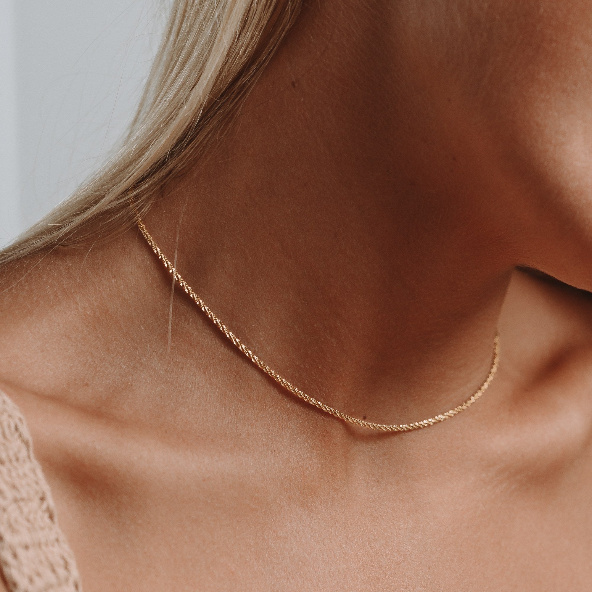 Amaya Necklace - Timeless Elegance