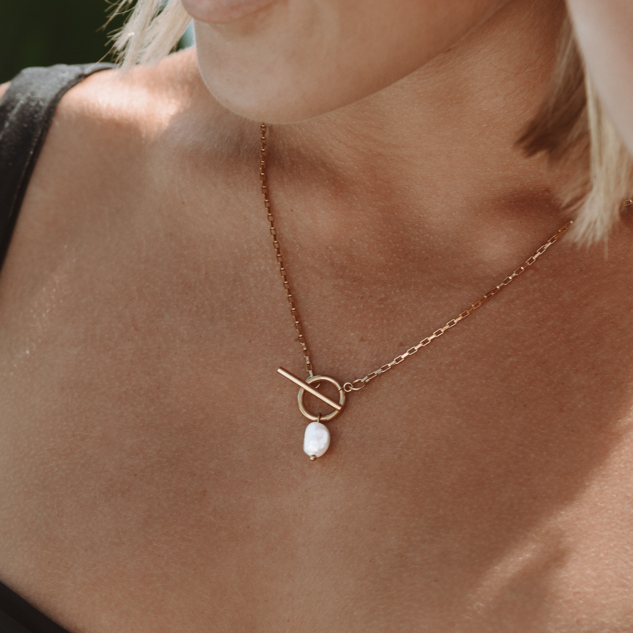 Lucia - Pearl Necklace with Refined Clasp for Women