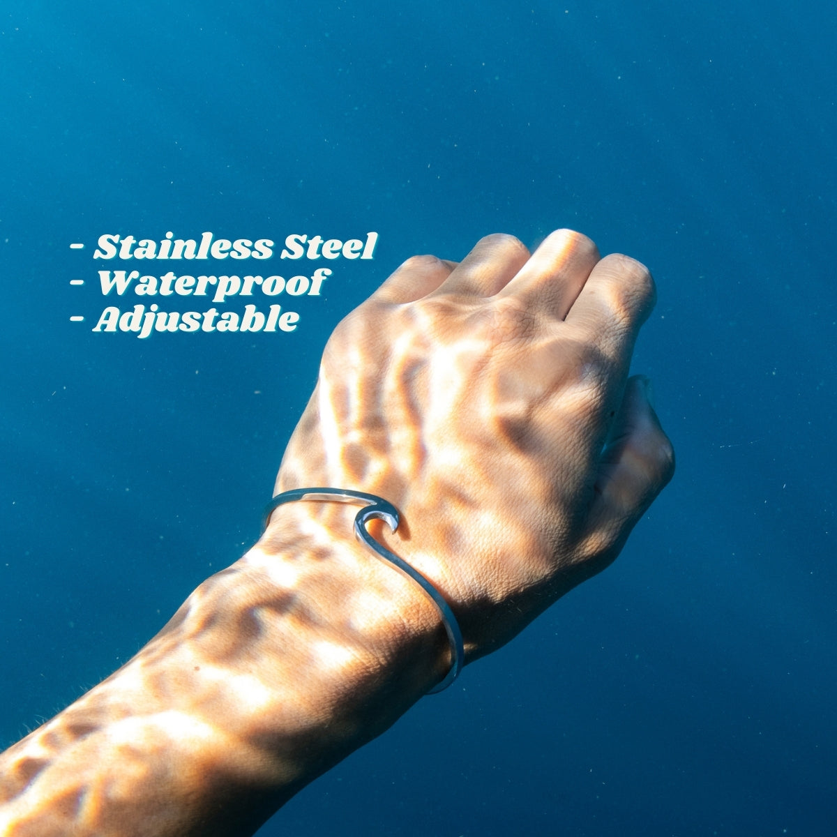 Mira - Elegant Wave Bracelet for Women