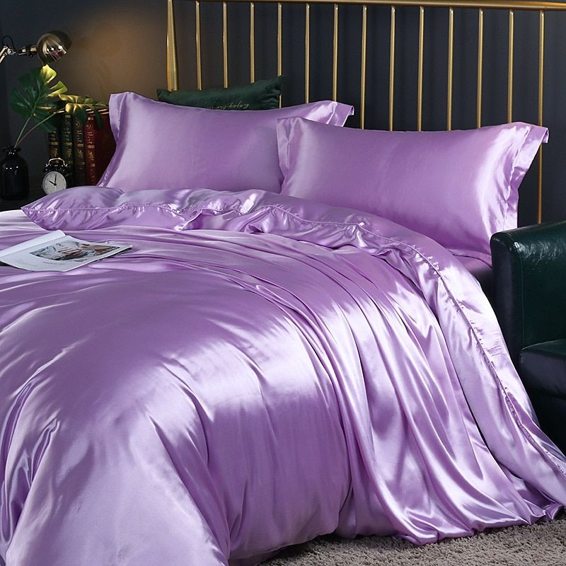 SilkEssence Luxury Bedding Set