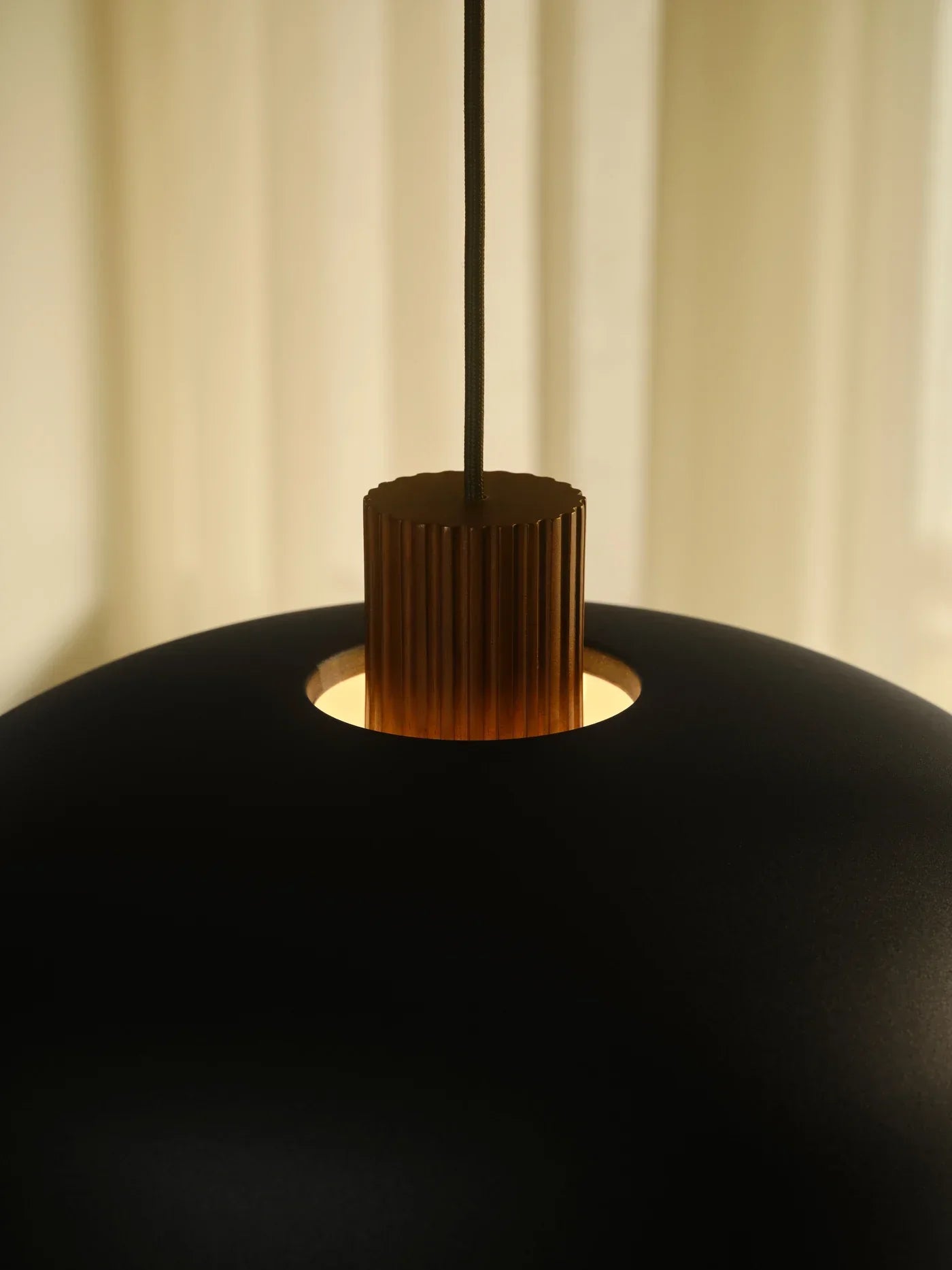 Aurelio Design Light - Black Wood Pendant Lamp with E27 Fitting